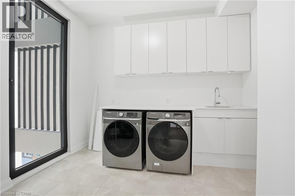 36 Windermere Road, Hamilton, ON - Indoor Photo Showing Laundry Room