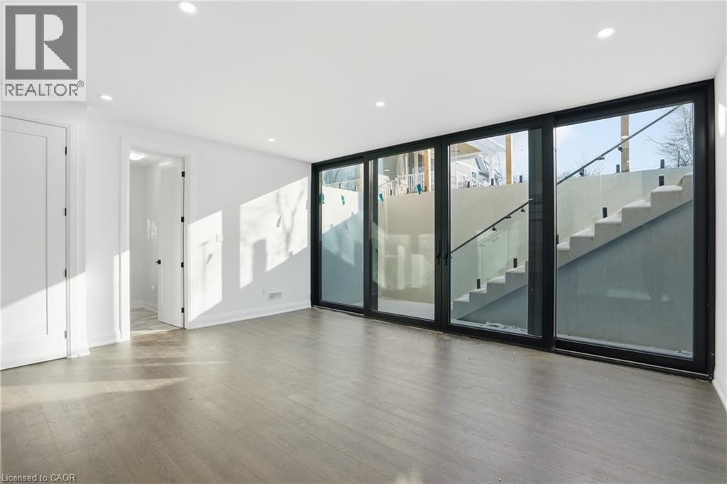 36 Windermere Road, Hamilton, ON - Indoor Photo Showing Other Room