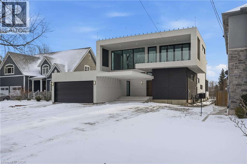 36 Windemere Road, Hamilton, ON - Outdoor With Balcony With Facade