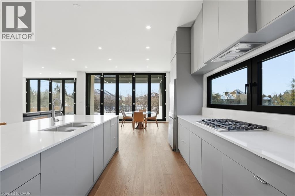 36 Windemere Road, Hamilton, ON - Indoor Photo Showing Kitchen With Double Sink With Upgraded Kitchen