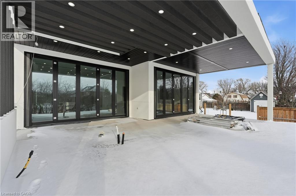 36 Windemere Road, Hamilton, ON - Outdoor