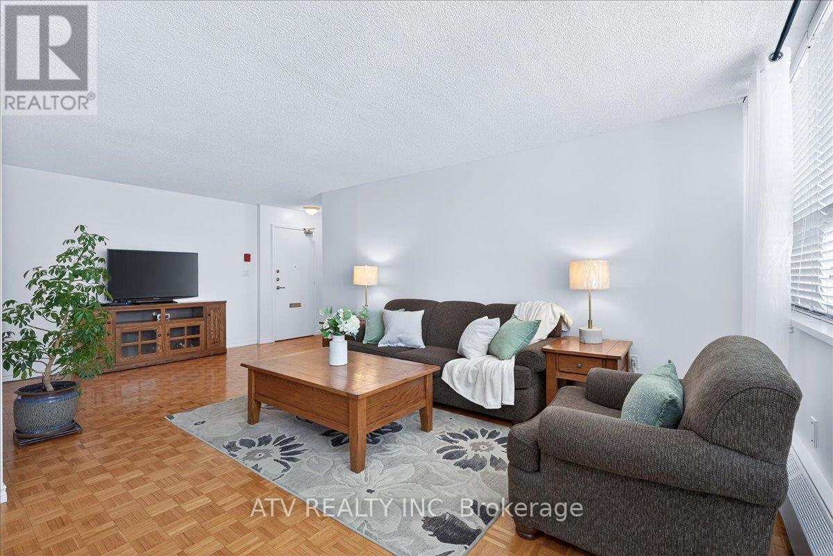 804 - 151 La Rose Avenue, Toronto, ON - Indoor Photo Showing Living Room