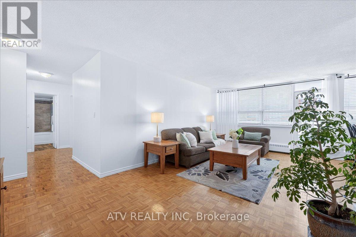 804 - 151 La Rose Avenue, Toronto, ON - Indoor Photo Showing Living Room