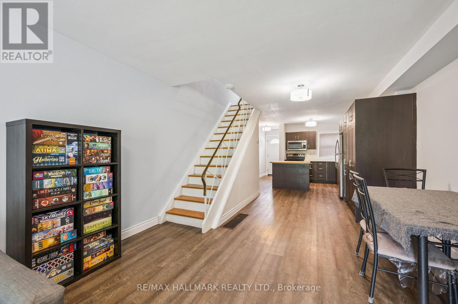 25 - 288 Westcourt Place, Waterloo, ON - Indoor