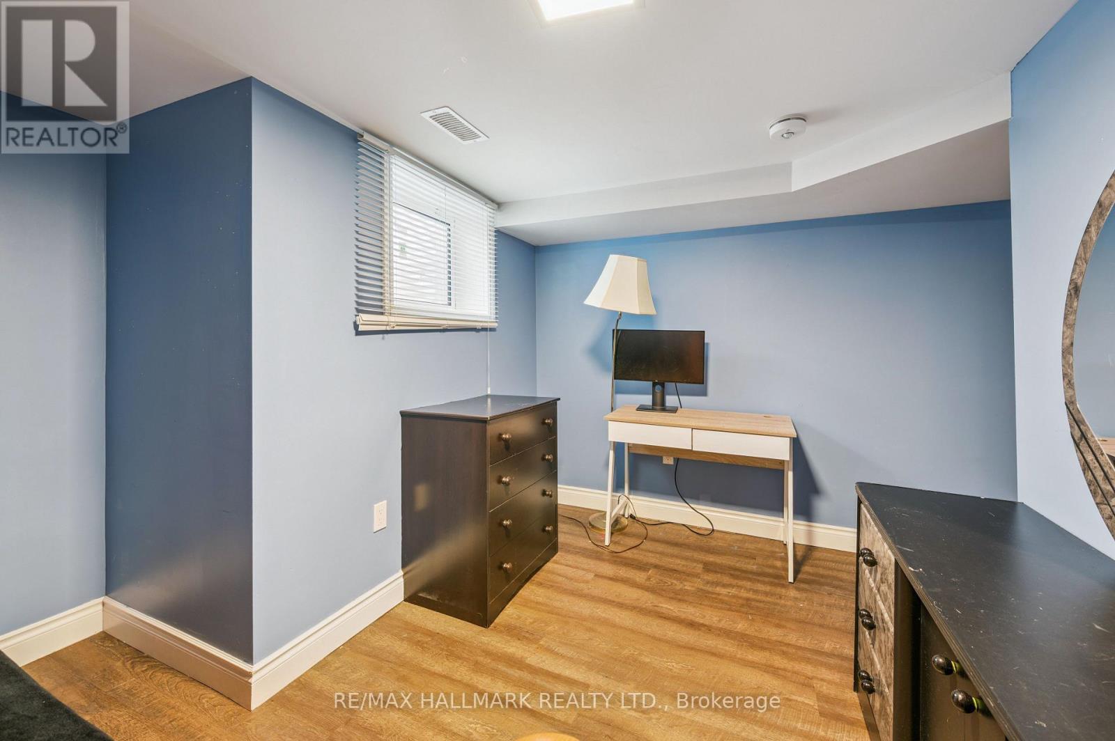 25 - 288 Westcourt Place, Waterloo, ON - Indoor