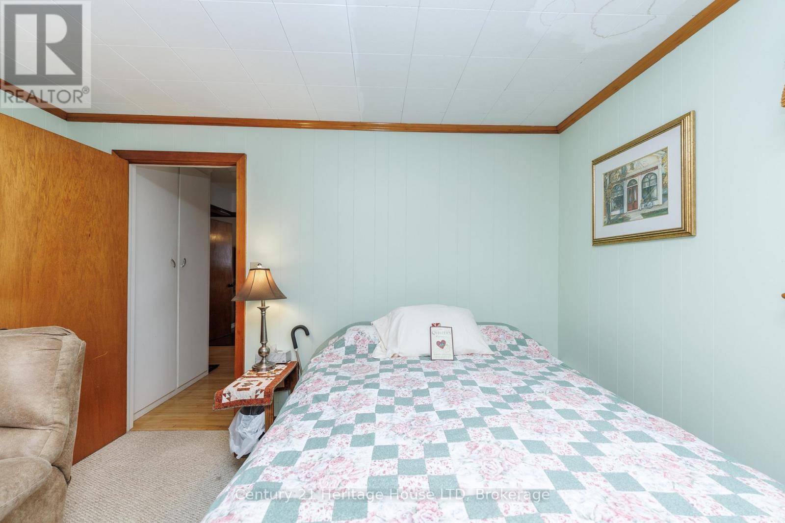 Main floor bedroom 2 - 467 Gorham Rd Road, Fort Erie (Point Abino), ON - Indoor Photo Showing Bedroom