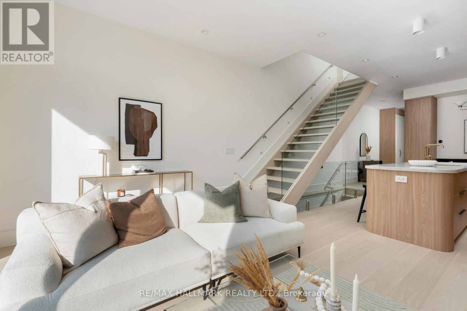 72 Marmot Street, Toronto, ON - Indoor