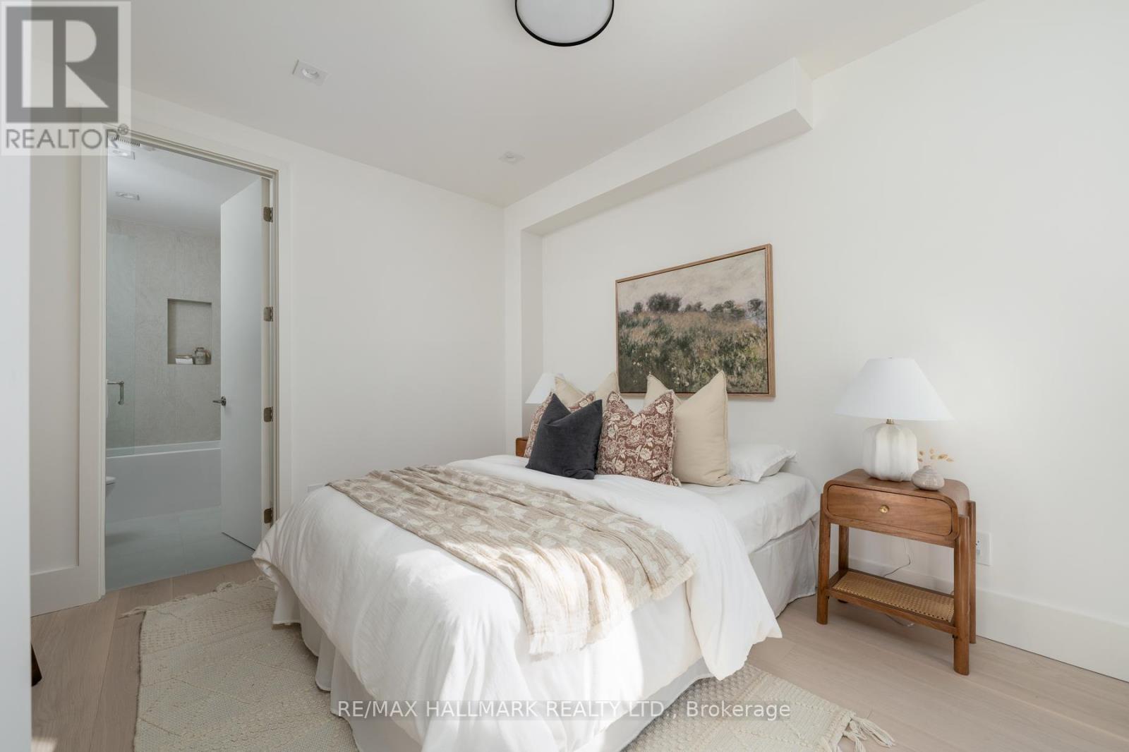 72 Marmot Street, Toronto, ON - Indoor Photo Showing Bedroom