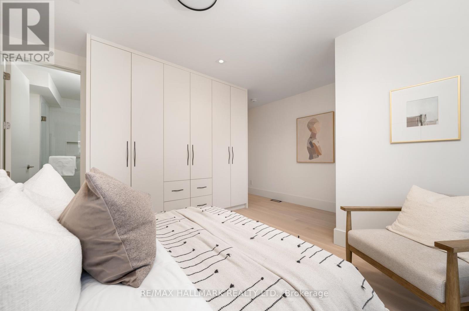 72 Marmot Street, Toronto, ON - Indoor Photo Showing Bedroom