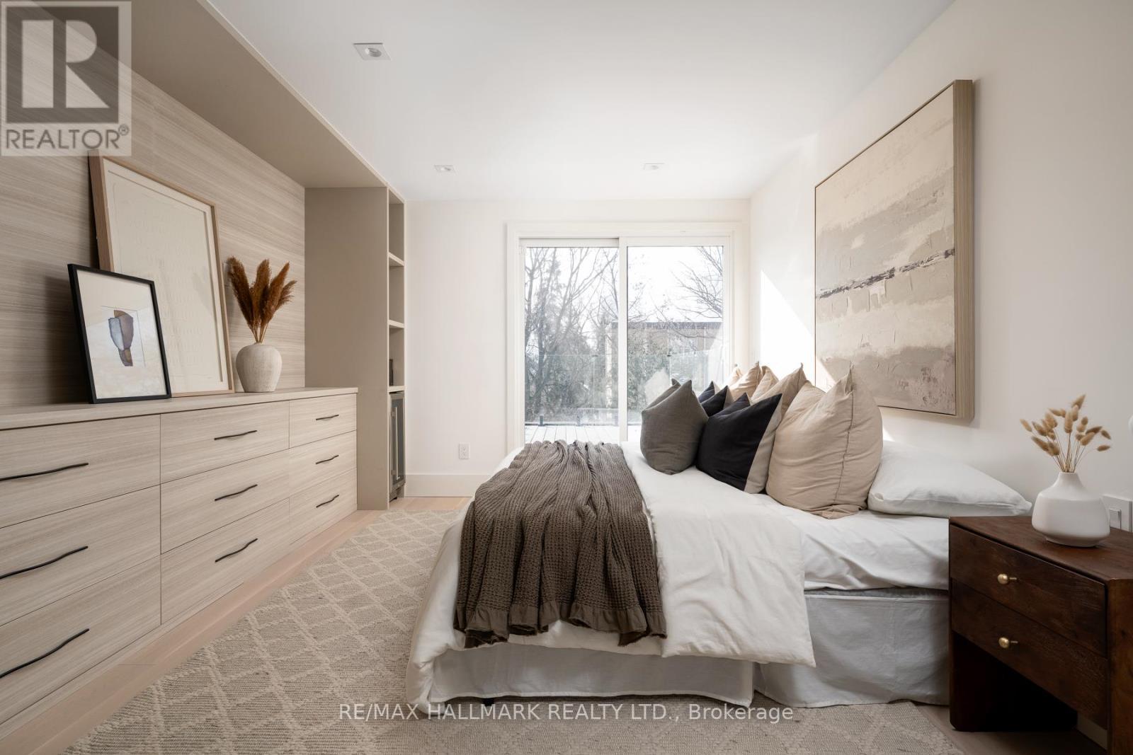 72 Marmot Street, Toronto, ON - Indoor Photo Showing Bedroom