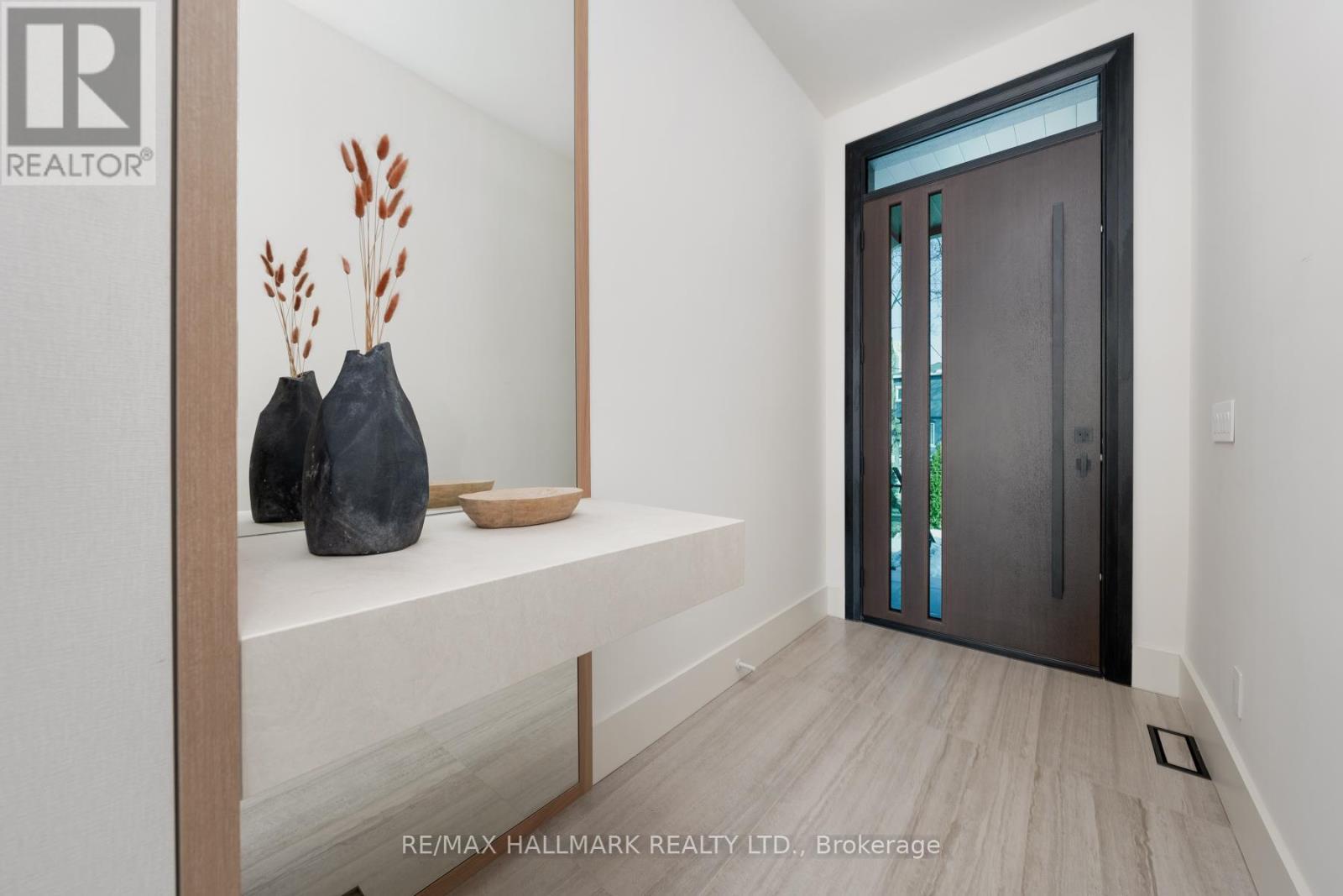 72 Marmot Street, Toronto, ON - Indoor Photo Showing Other Room