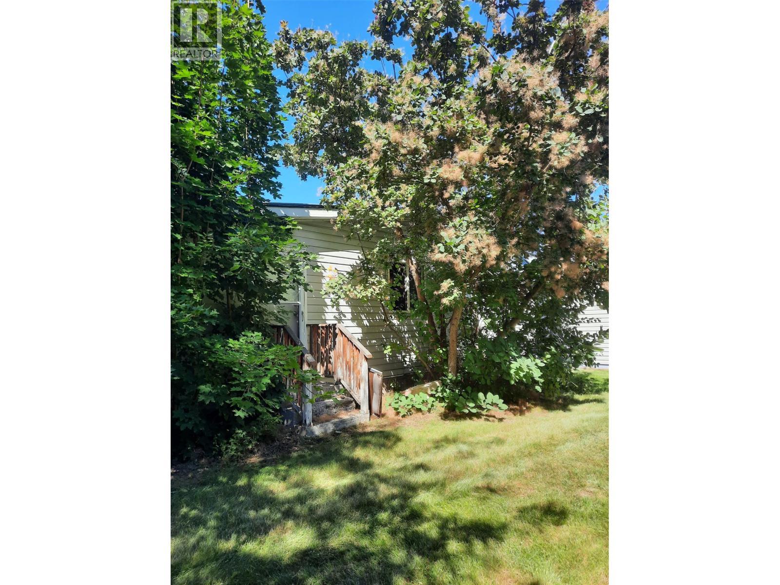 4300 Victoria Avenue E, Grand Forks, BC