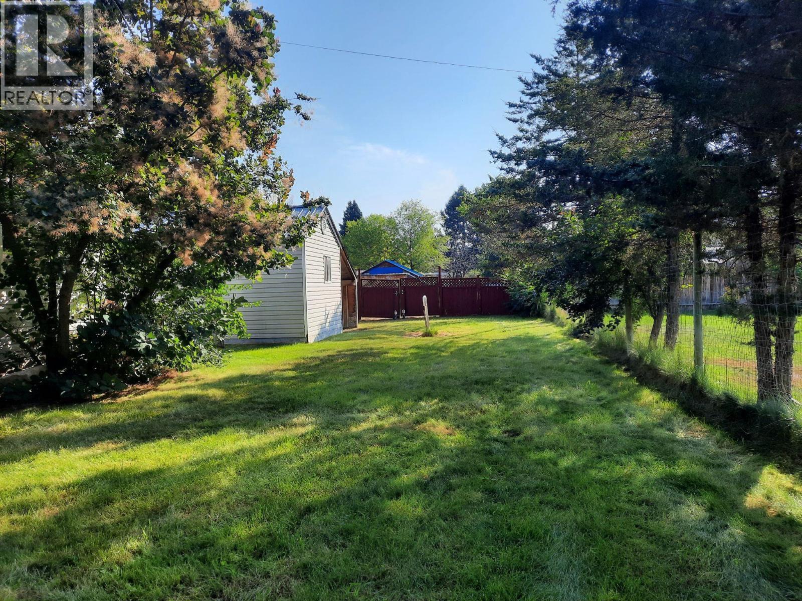 4300 Victoria Avenue E, Grand Forks, BC