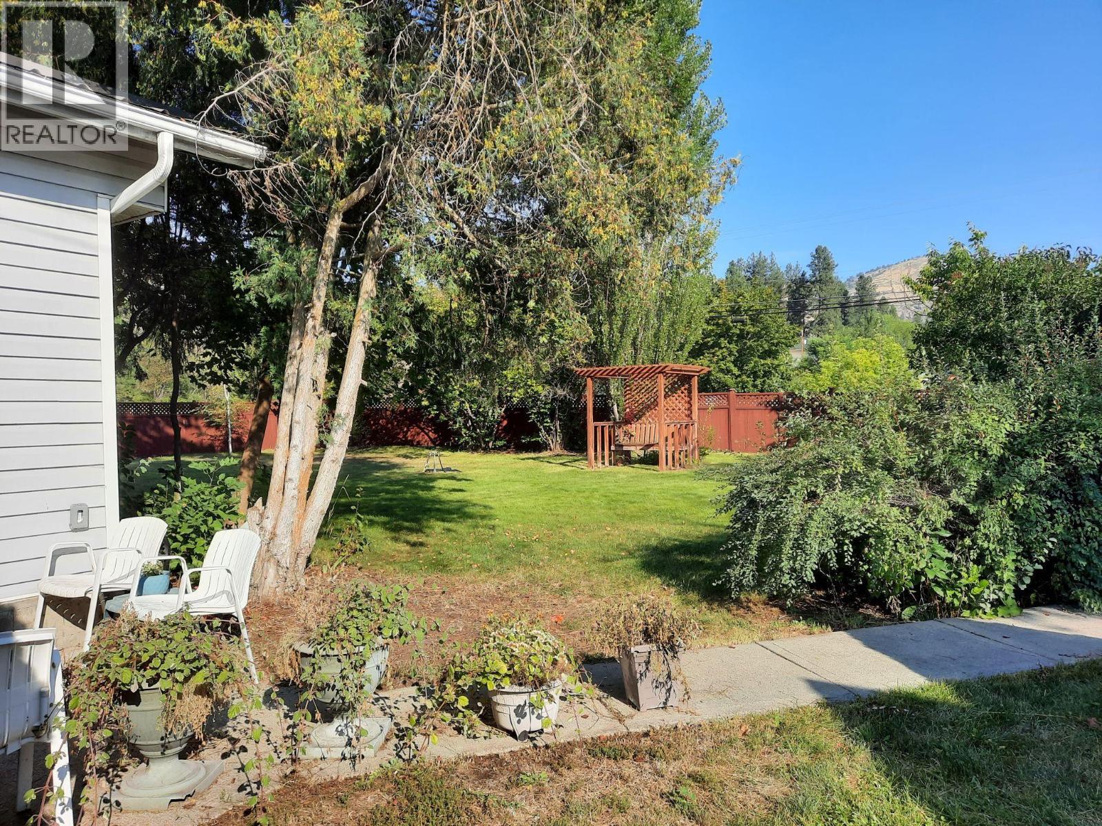 4300 Victoria Avenue E, Grand Forks, BC