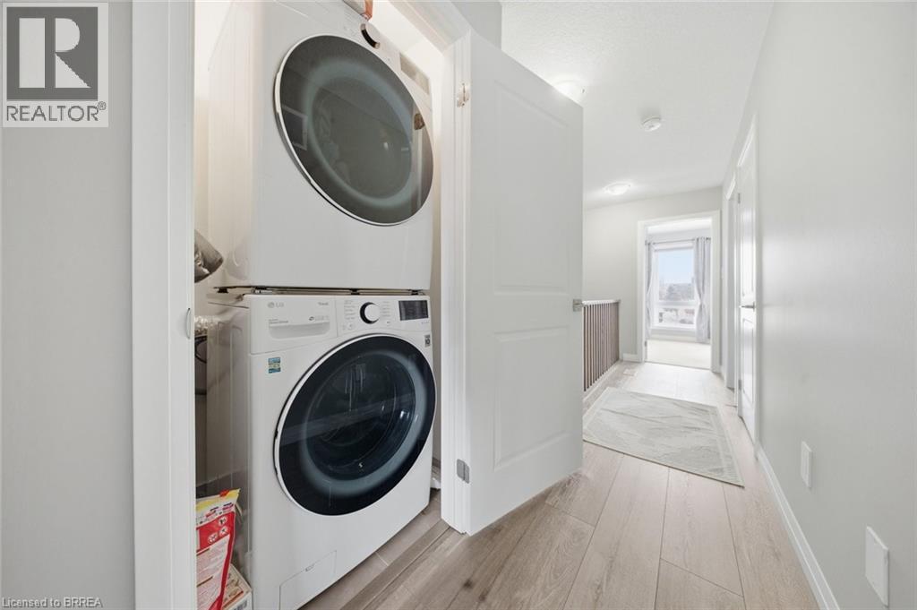 720 Grey Street Unit# 46, Brantford, ON - Indoor Photo Showing Laundry Room