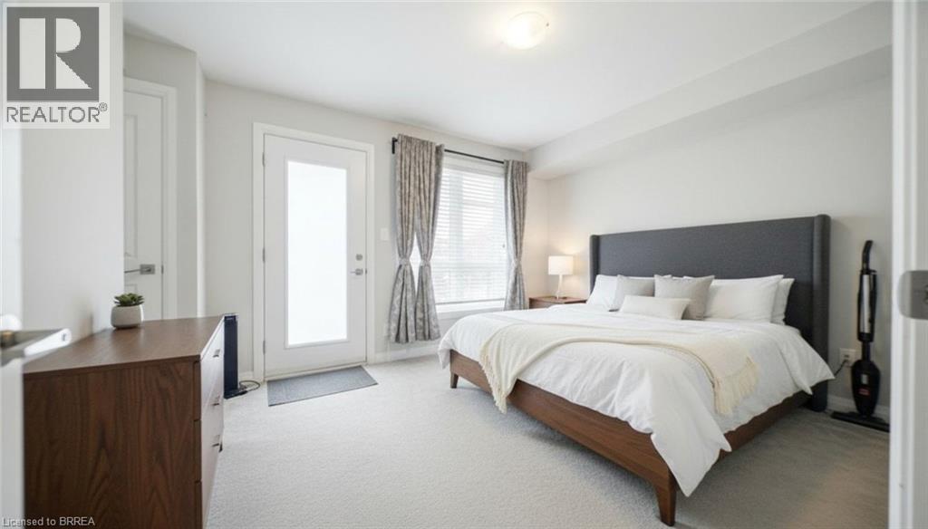 720 Grey Street Unit# 46, Brantford, ON - Indoor Photo Showing Bedroom