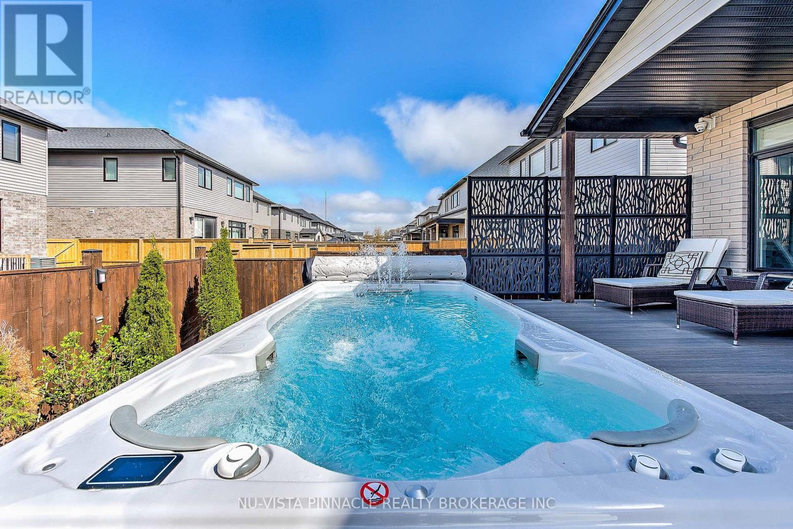 1795 Brayford Avenue, London South (South K), ON - Outdoor With Deck Patio Veranda