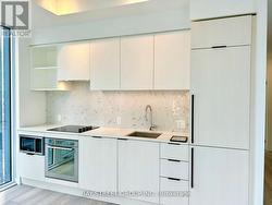 2003 - 82 DALHOUSIE STREET Toronto, ON M5B 0C5