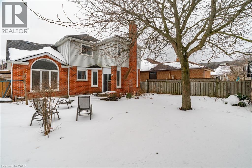 1 Balfour Court, Guelph, ON - Outdoor