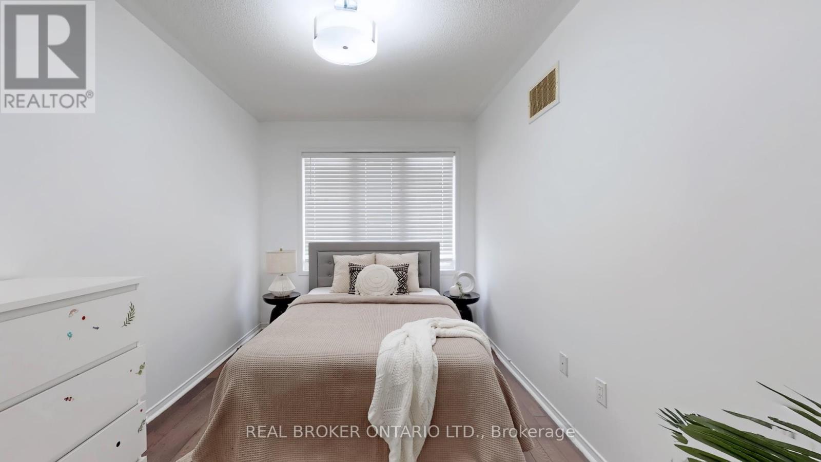 51 Unsworth Crescent, Ajax, ON - Indoor Photo Showing Bedroom