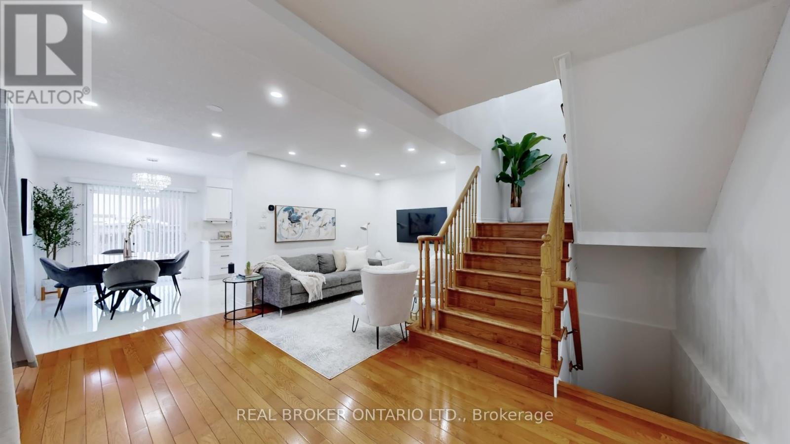 51 Unsworth Crescent, Ajax, ON - Indoor