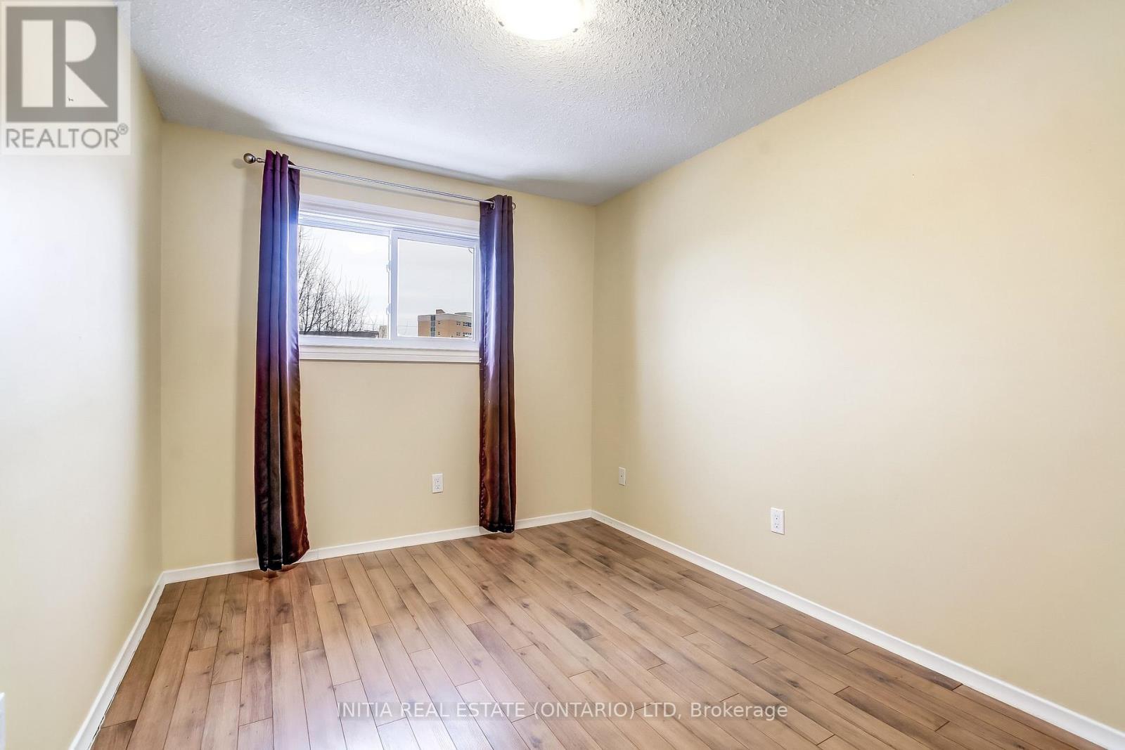 62 - 320 Westminster Avenue, London South (South H), ON - Indoor Photo Showing Other Room