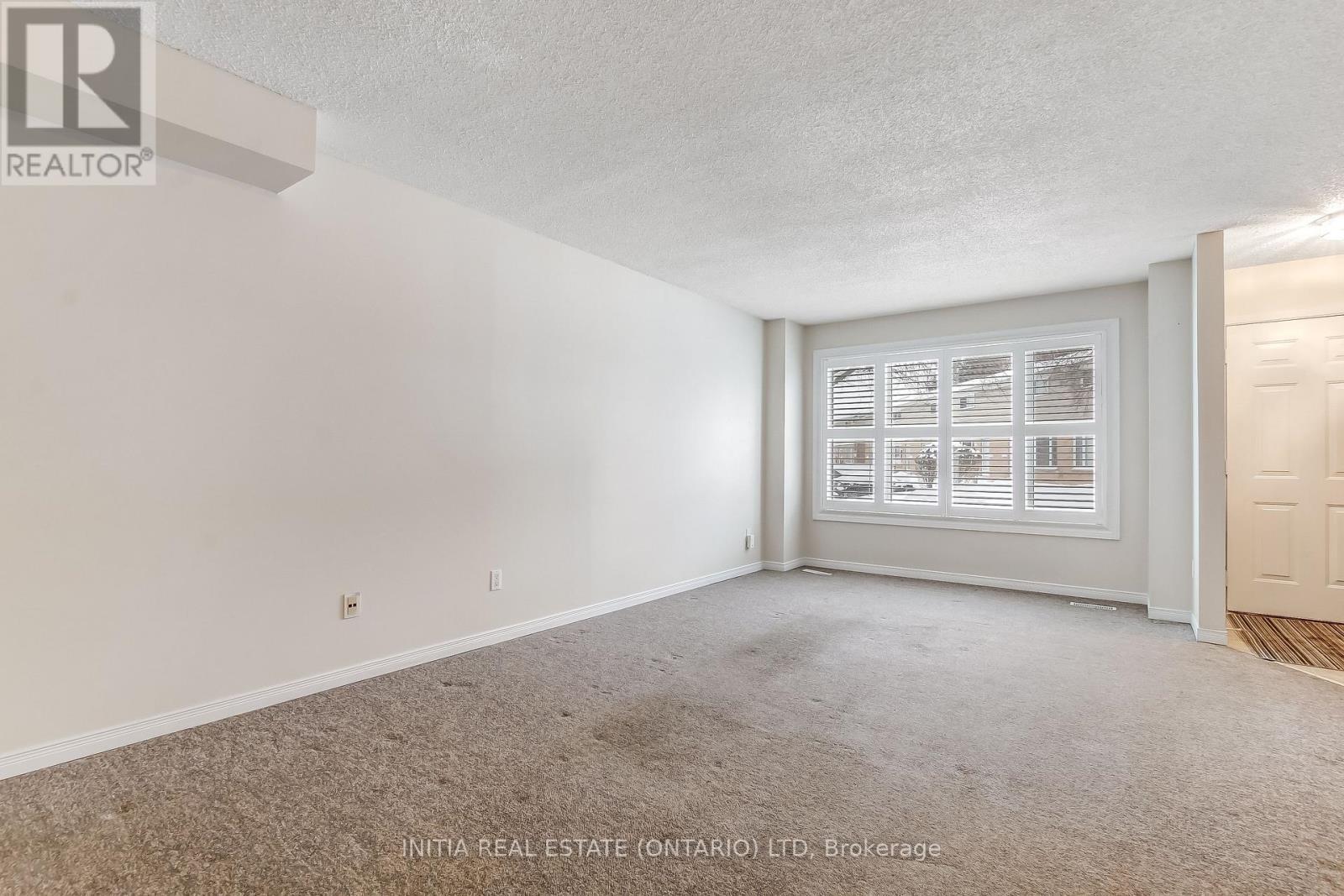 62 - 320 Westminster Avenue, London South (South H), ON - Indoor Photo Showing Other Room