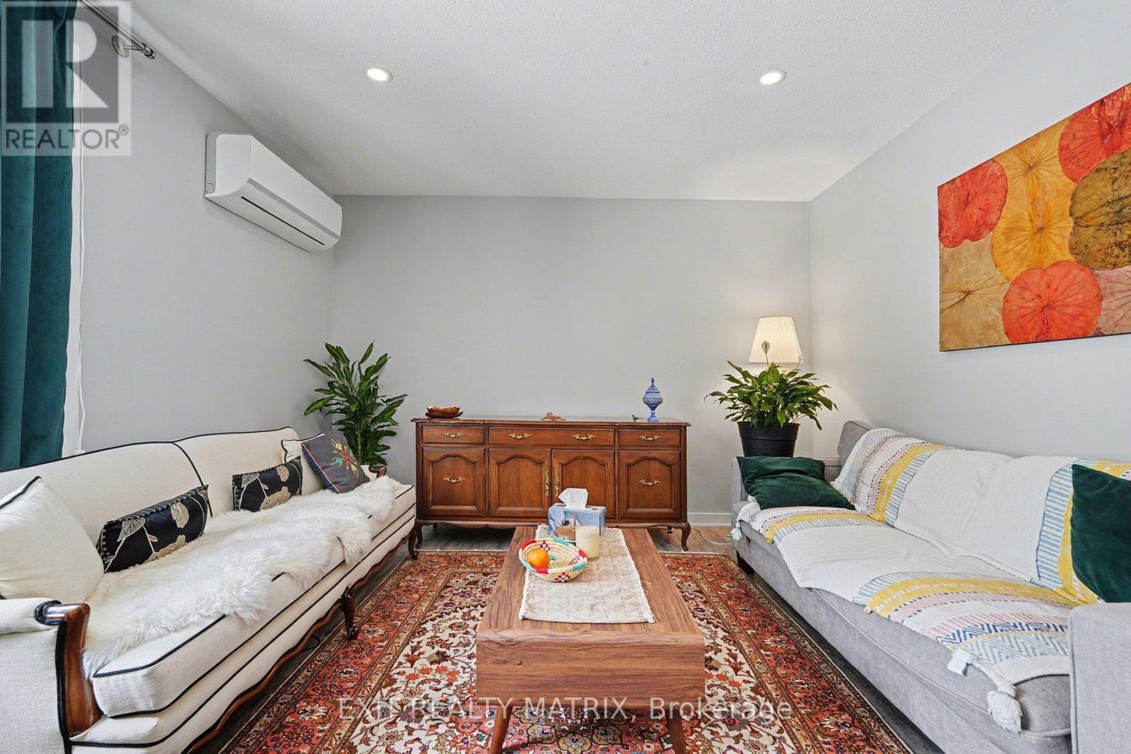 91 Sheldrake Drive, Ottawa, ON - Indoor