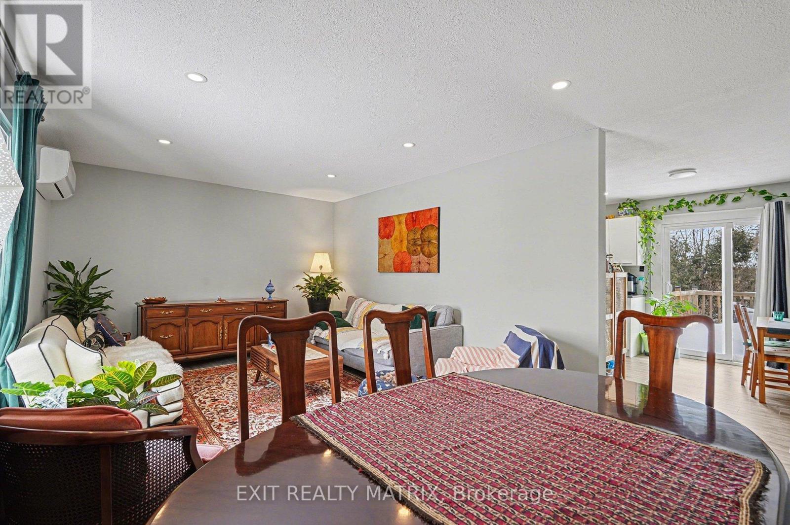 91 Sheldrake Drive, Ottawa, ON - Indoor