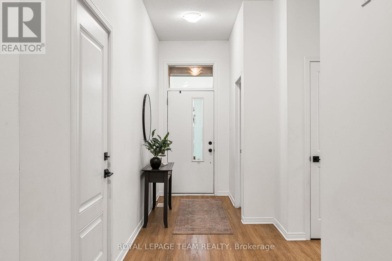 Entrance way to door - 198 Rathwell Street, Carleton Place, ON - Indoor Photo Showing Other Room