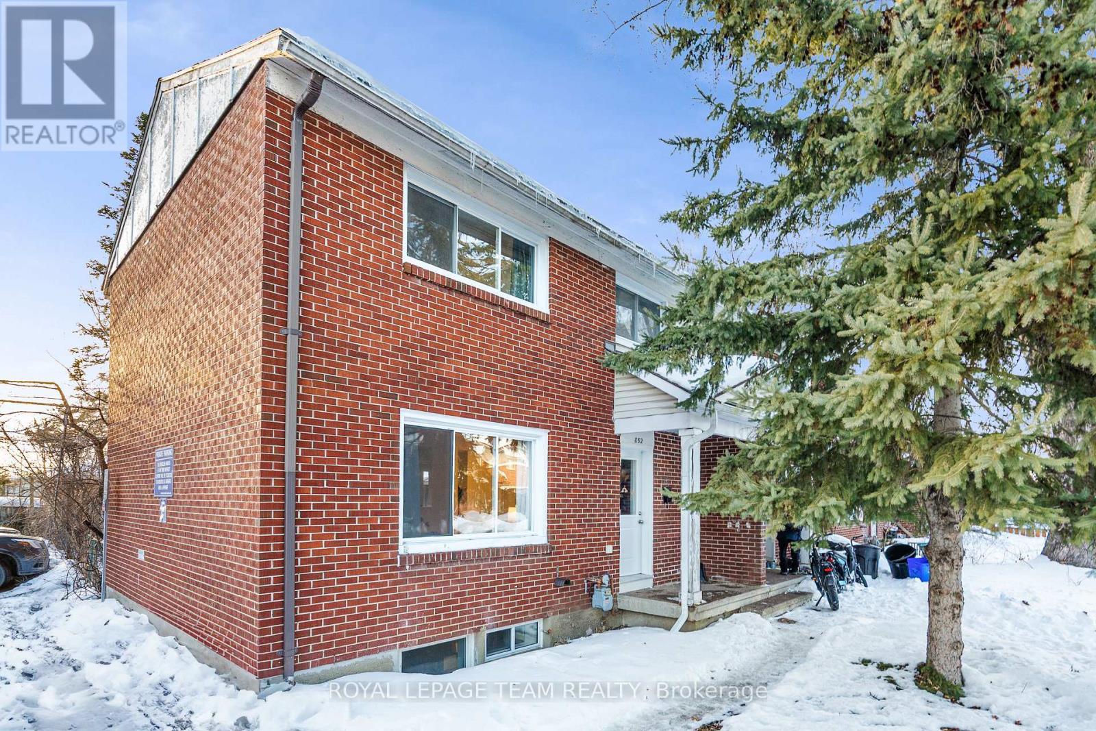 852 Borthwick Avenue, Ottawa, ON - Outdoor