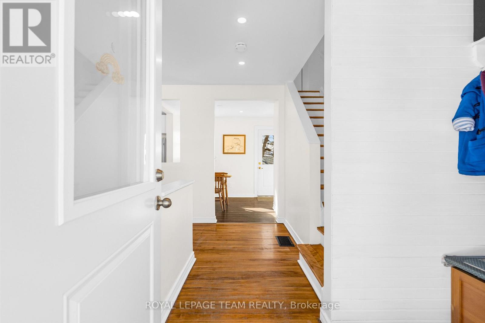 852 Borthwick Avenue, Ottawa, ON - Indoor Photo Showing Other Room