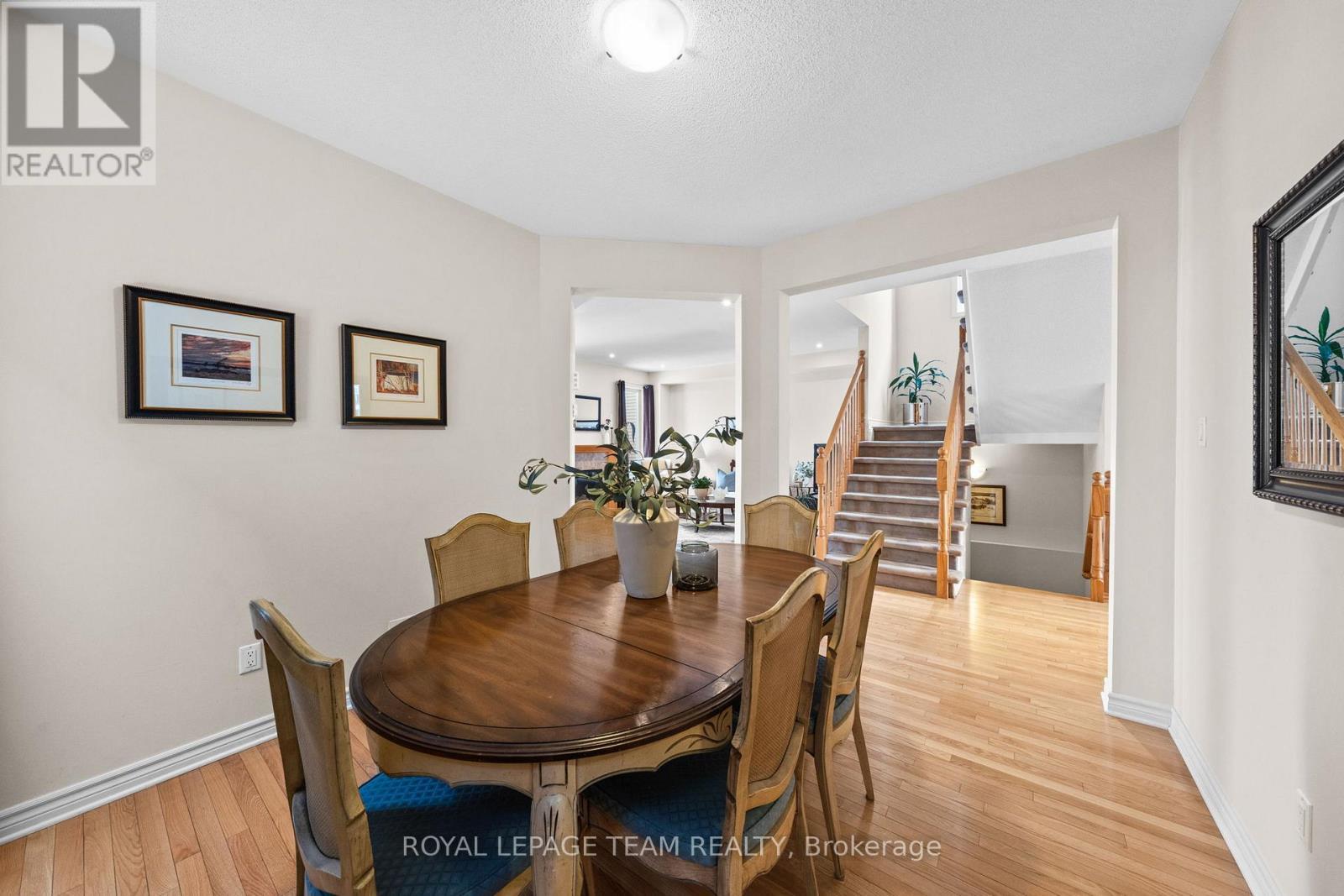 257 Denali Way, Ottawa, ON - Indoor Photo Showing Dining Room