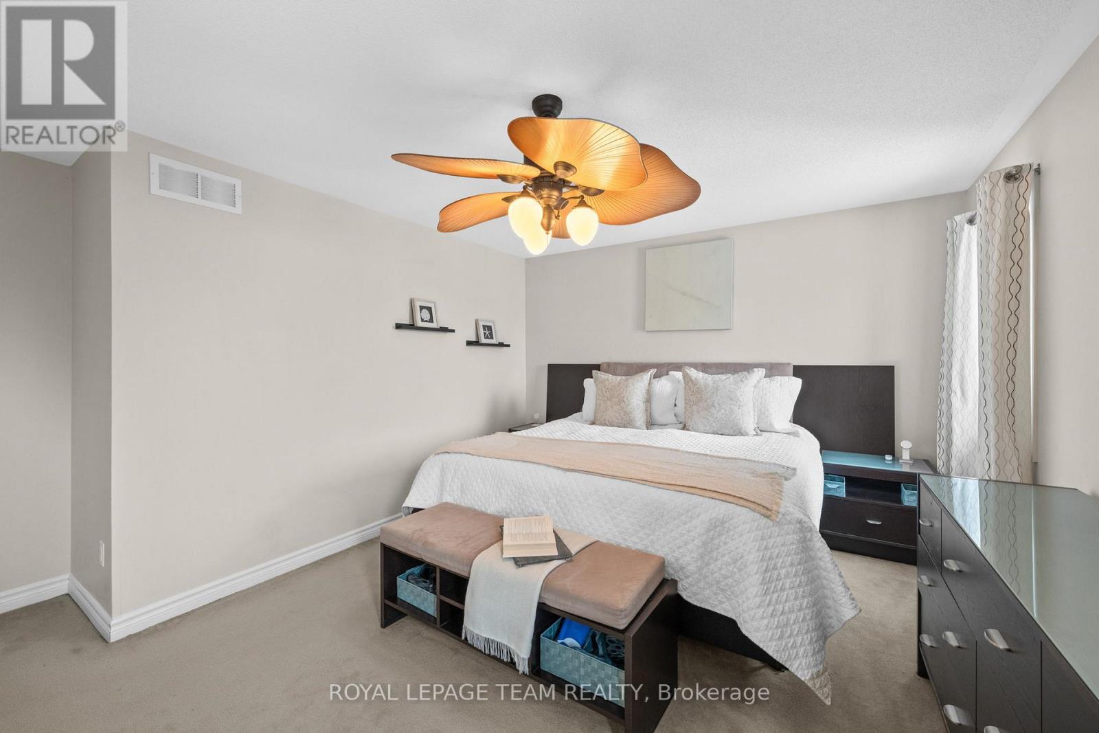 257 Denali Way, Ottawa, ON - Indoor Photo Showing Bedroom