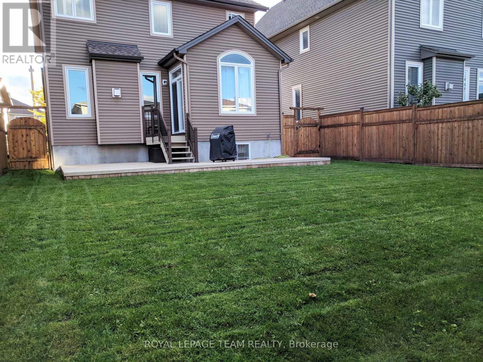 257 Denali Way, Ottawa, ON - Outdoor