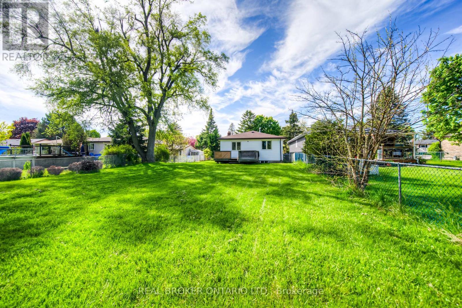 23 Carberry Road, Erin, ON - Outdoor