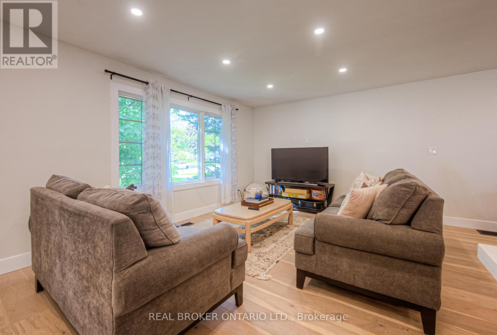 23 Carberry Road, Erin, ON - Indoor