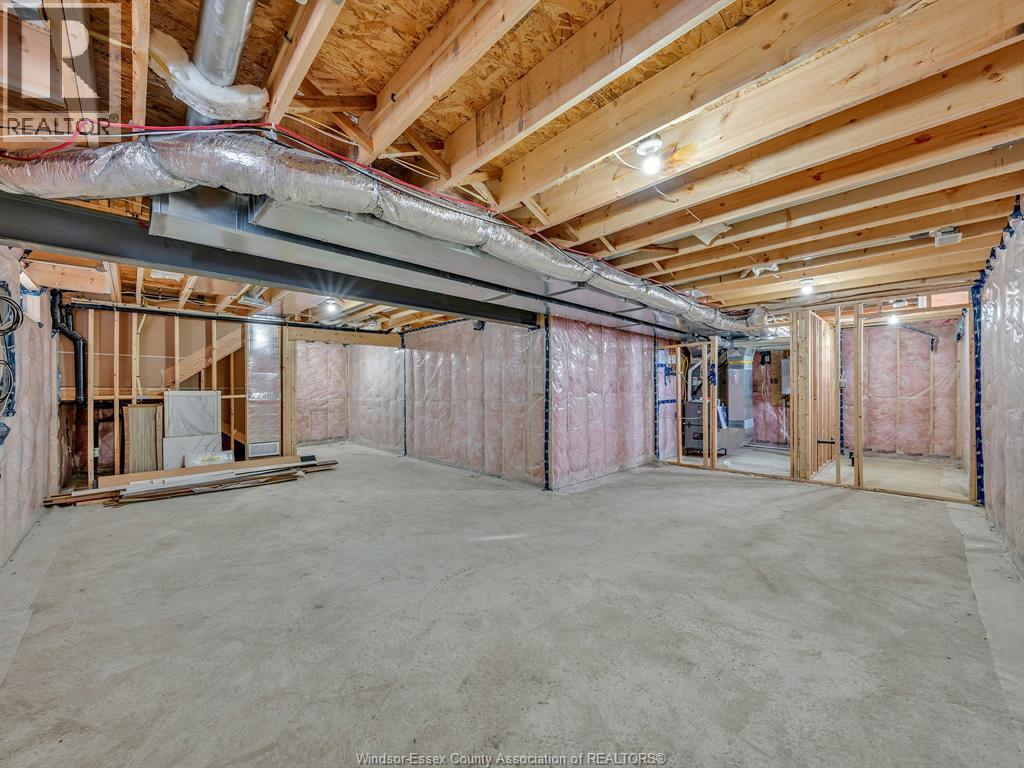 118 Bear Street, Essex, ON - Indoor Photo Showing Basement