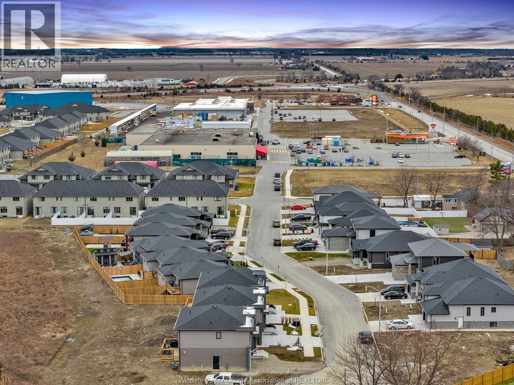 118 Bear Street, Essex, ON - Outdoor With View