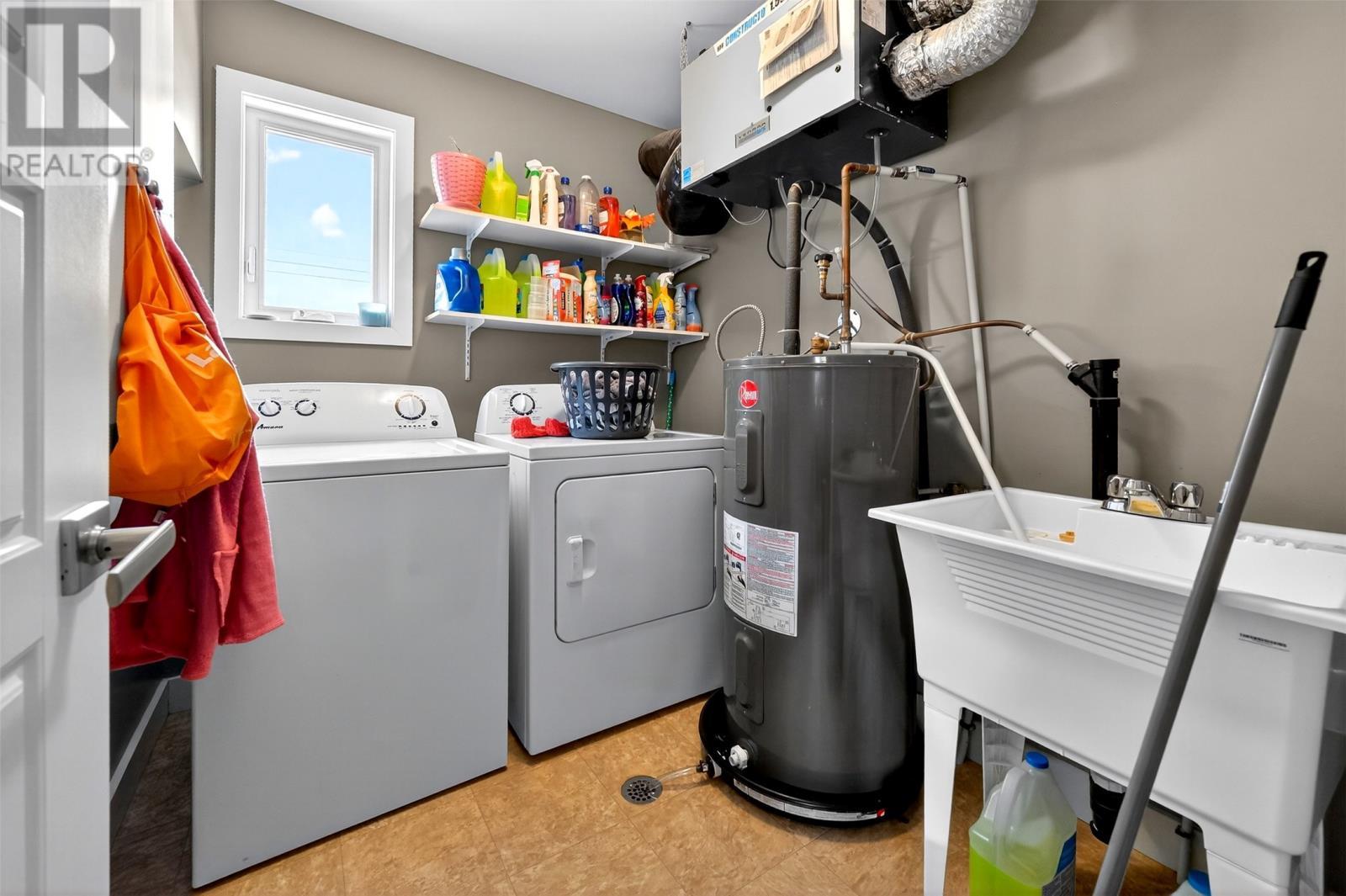 62 Chatwood Crescent, Conception Bay South, NL - Indoor Photo Showing Laundry Room