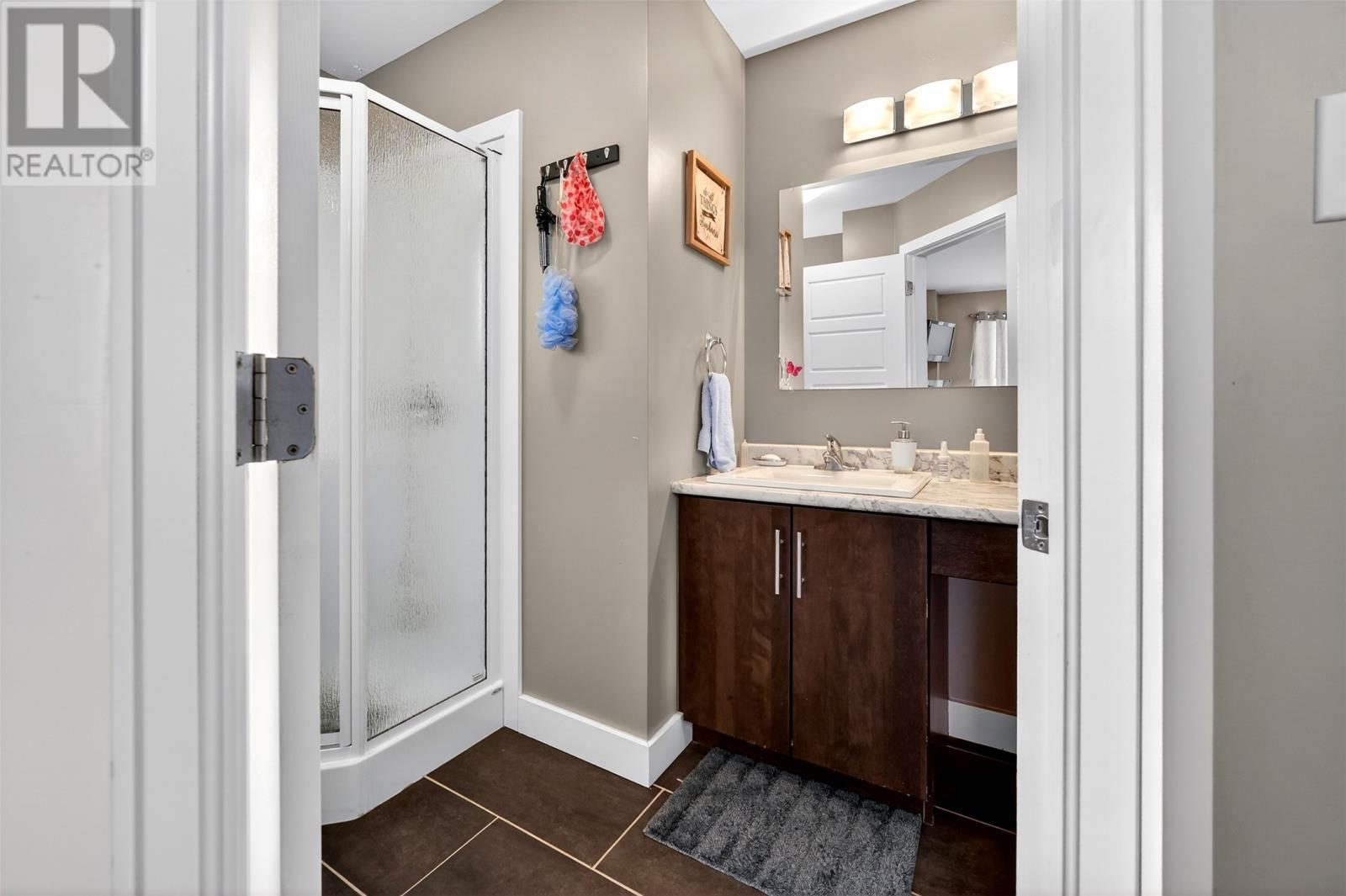 62 Chatwood Crescent, Conception Bay South, NL - Indoor Photo Showing Bathroom