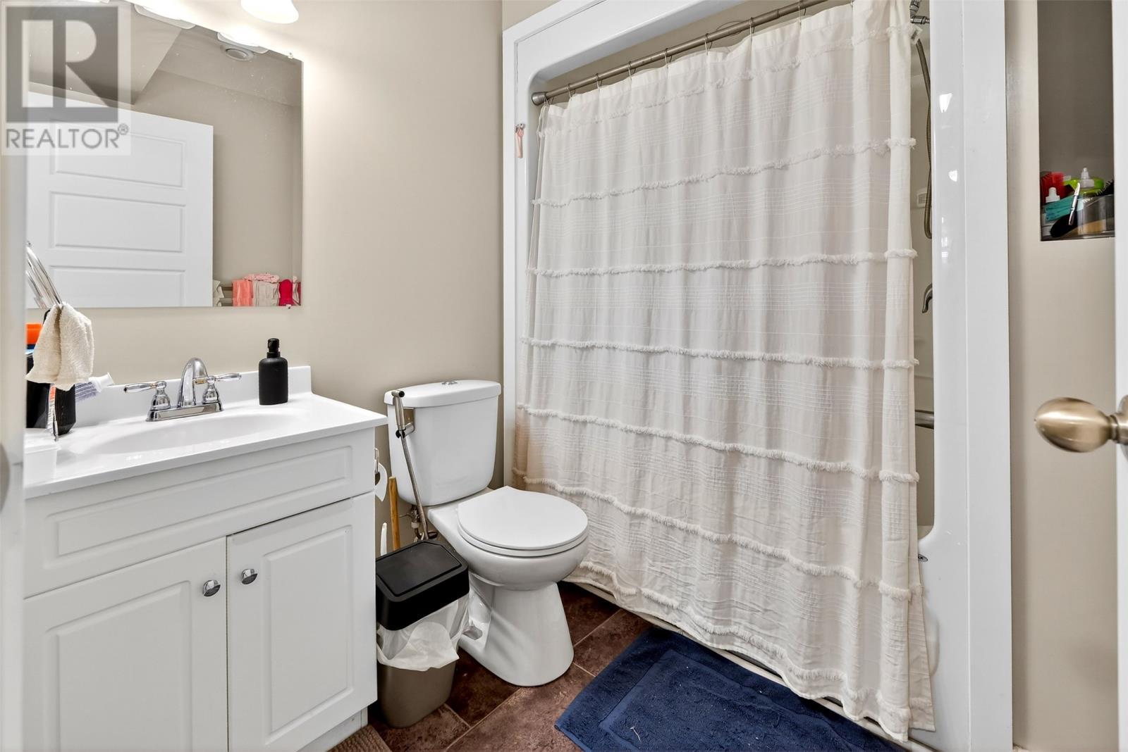 62 Chatwood Crescent, Conception Bay South, NL - Indoor Photo Showing Bathroom