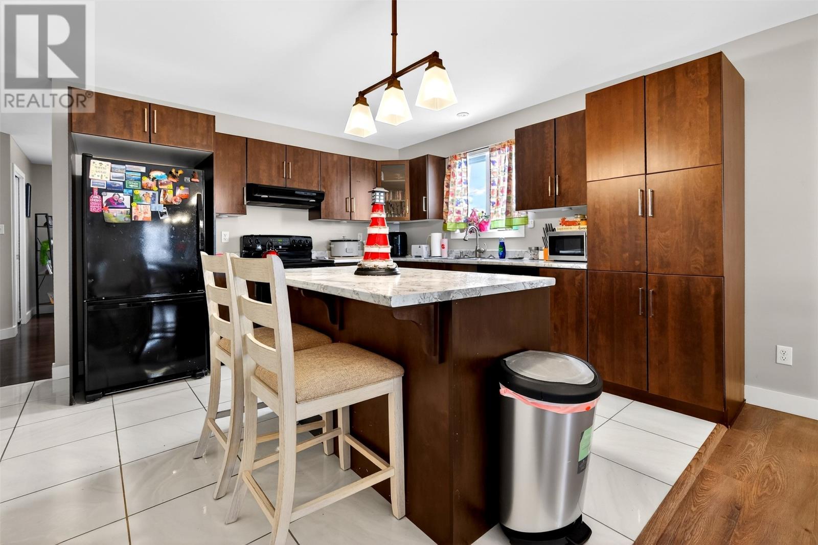 62 Chatwood Crescent, Conception Bay South, NL - Indoor Photo Showing Kitchen