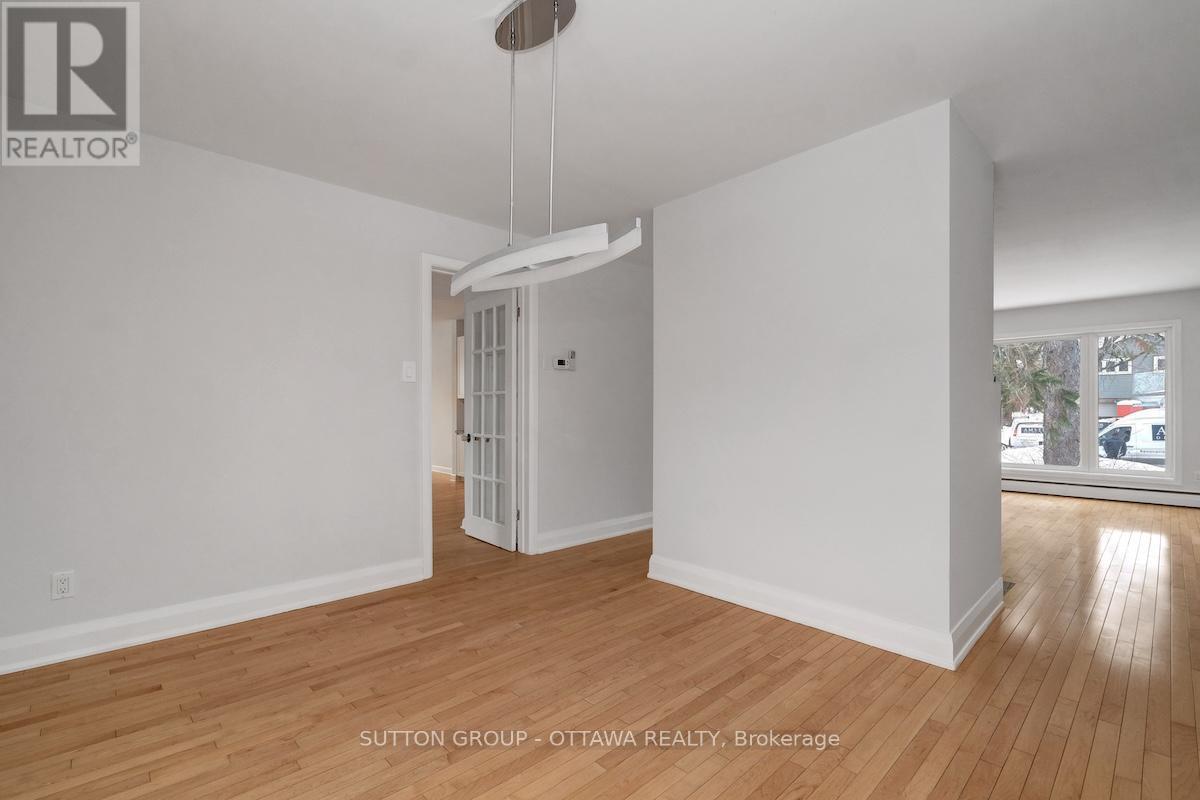 517 Braydon Avenue, Ottawa, ON - Indoor Photo Showing Other Room