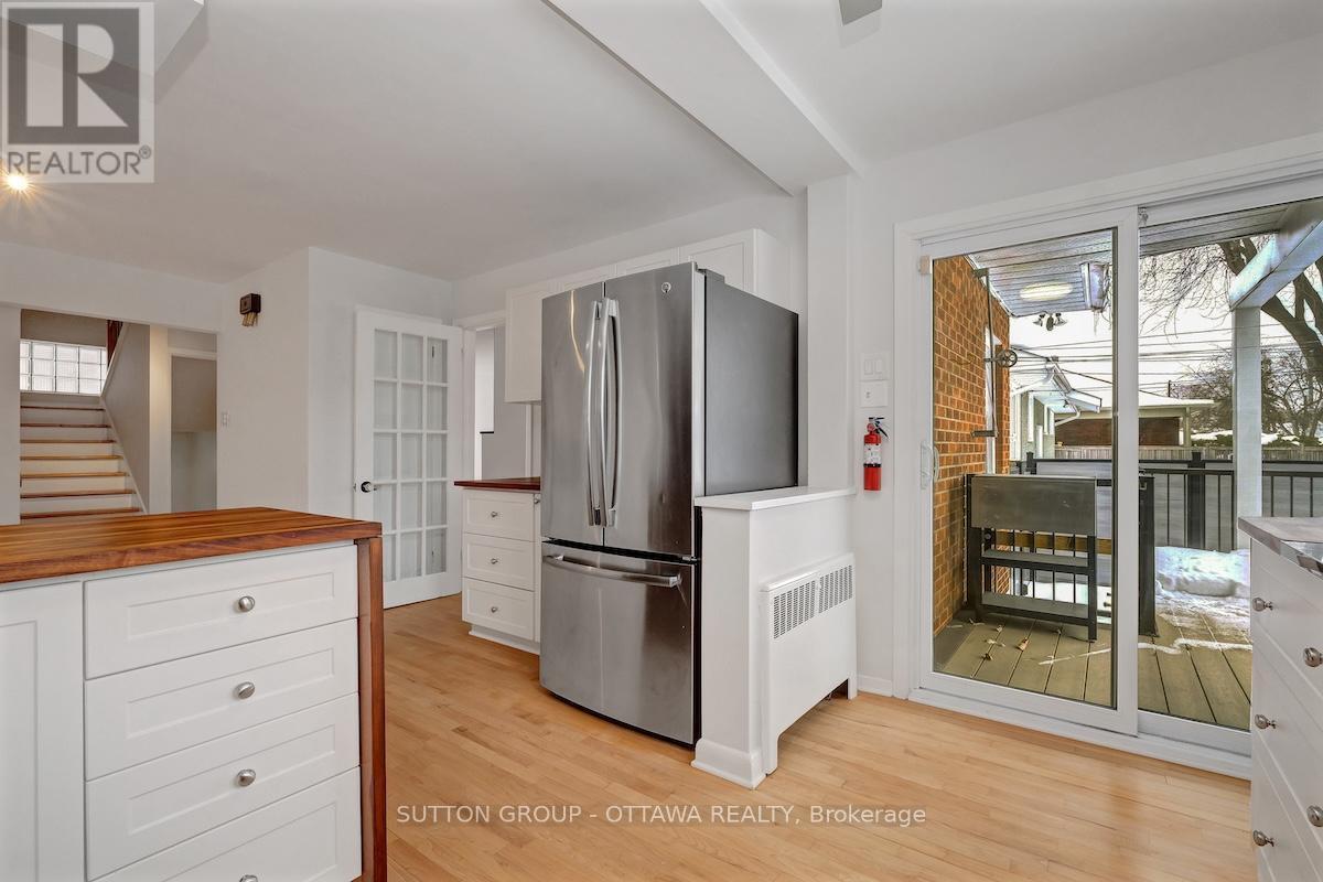 517 Braydon Avenue, Ottawa, ON - Indoor Photo Showing Kitchen