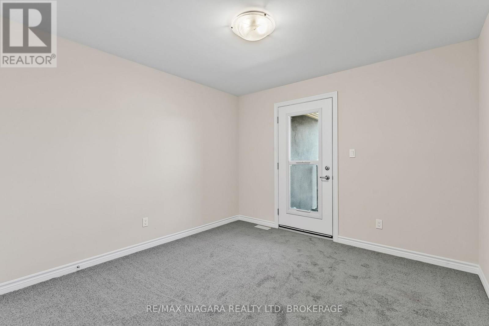 3219 Dominion Road, Fort Erie (Ridgeway), ON - Indoor Photo Showing Other Room