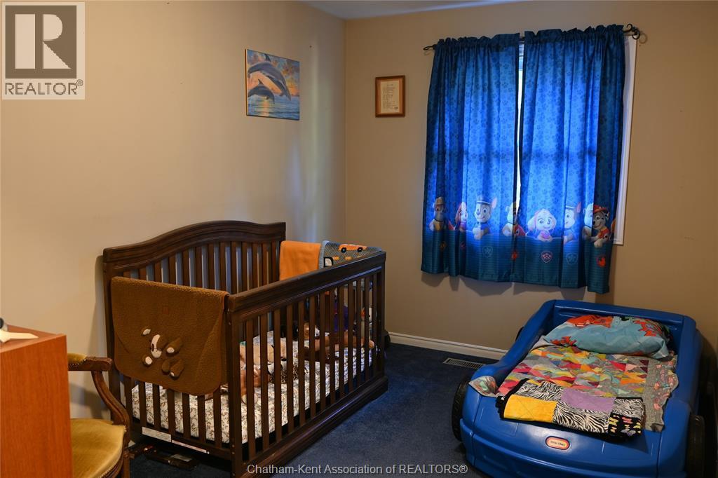 5 Bernard Avenue East, Ridgetown, ON - Indoor Photo Showing Bedroom