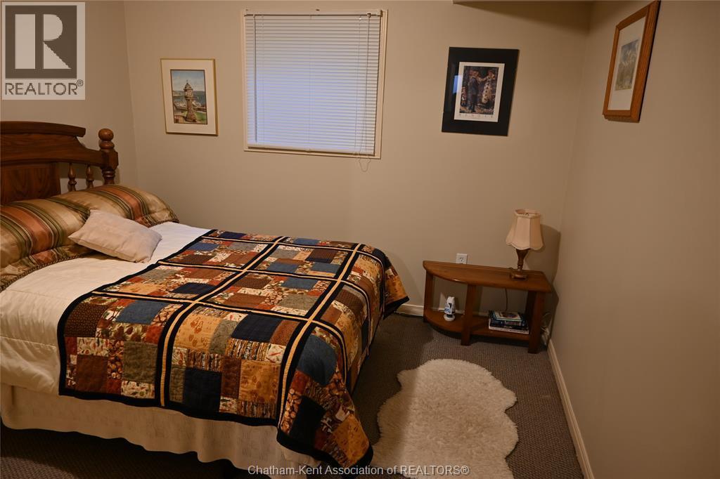 5 Bernard Avenue East, Ridgetown, ON - Indoor Photo Showing Bedroom
