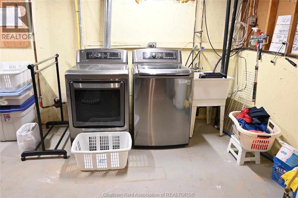 5 Bernard Avenue East, Ridgetown, ON - Indoor Photo Showing Laundry Room