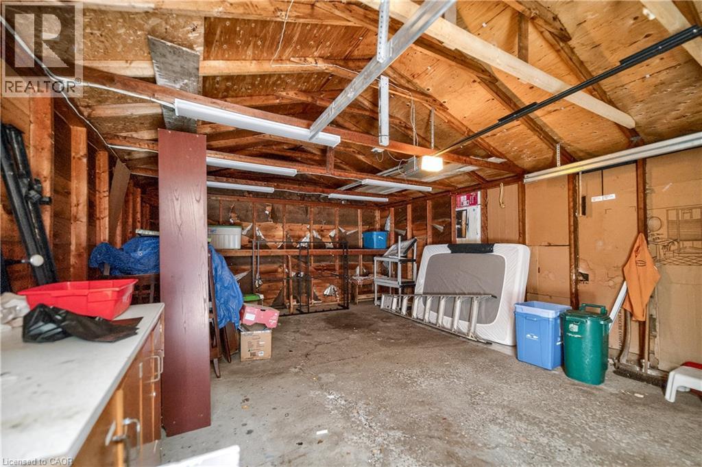 126 West 4Th Street, Hamilton, ON - Indoor Photo Showing Basement